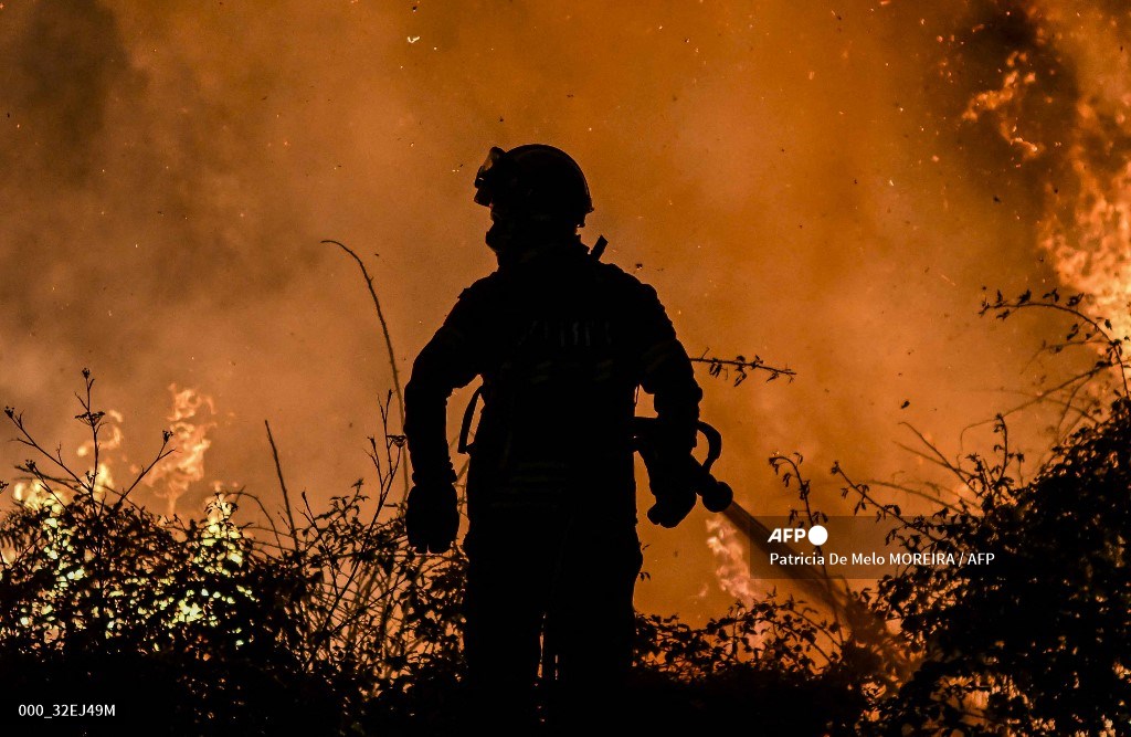Climate change drives Europe towards record fire year Climate change drives Europe towards record fire year