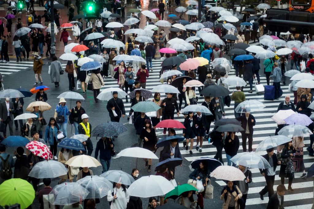 Japonya Başbakanı, doğum oranı kriziyle mücadele için 25 milyar dolarlık planı açıkladı